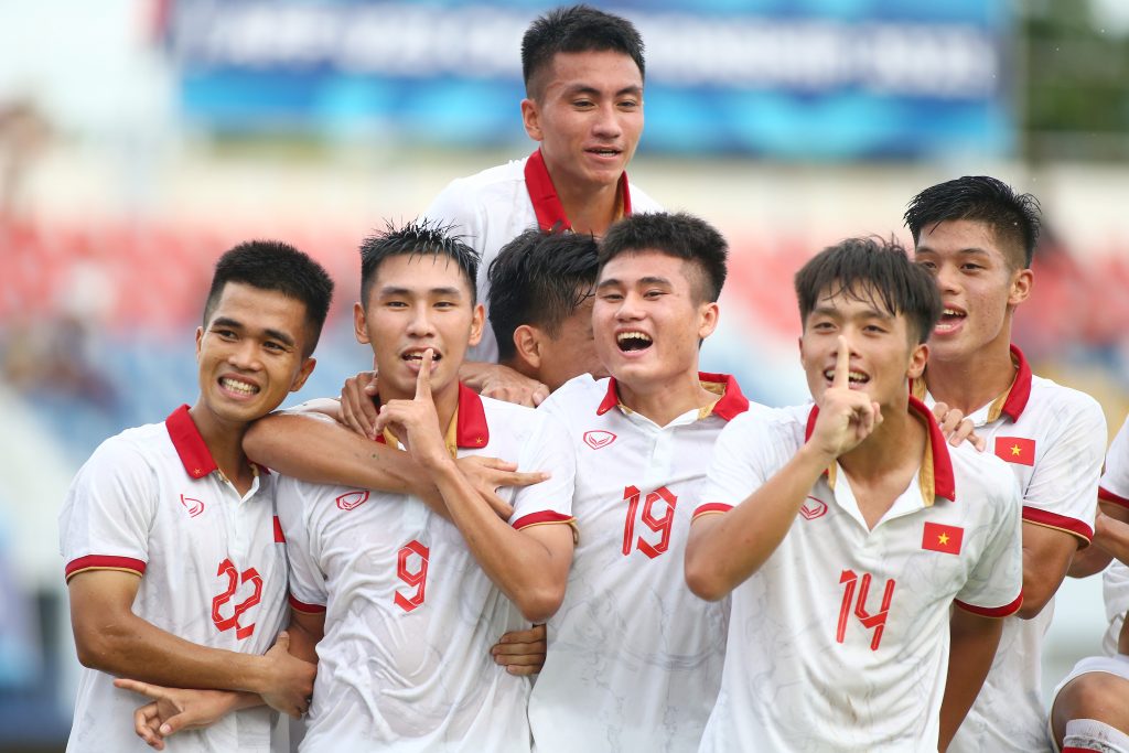 Số áo của cầu thủ bóng đá U23 Việt Nam cho vị trí hậu vệ